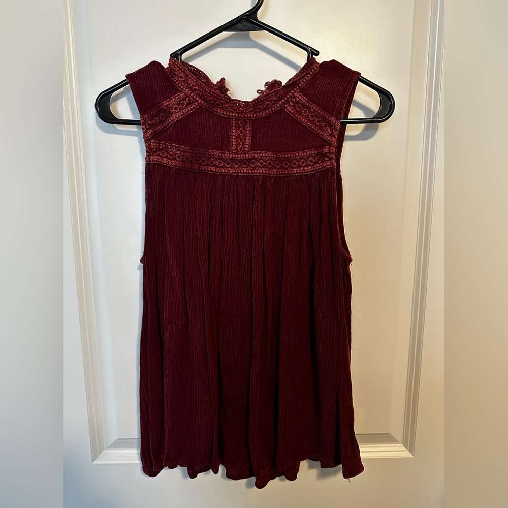 Altar’s State top, size small
